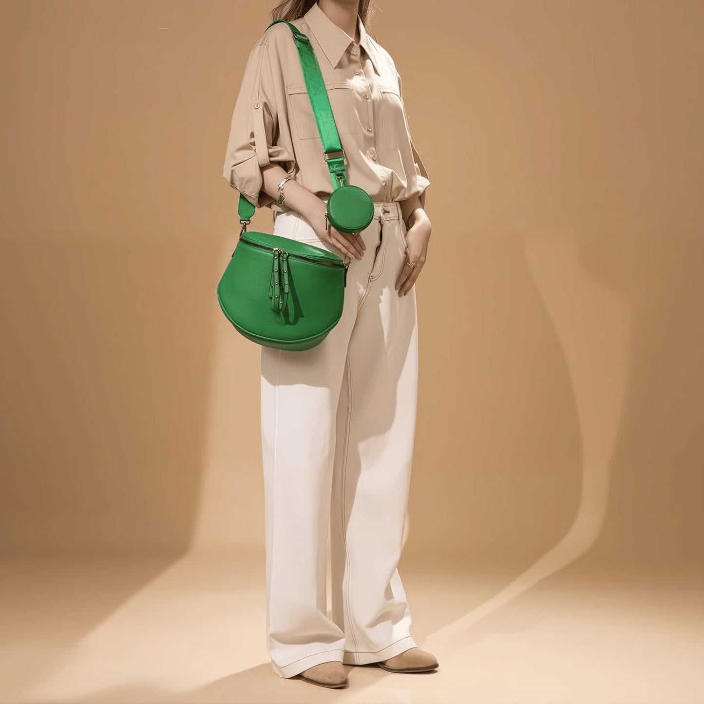 🔥Women's Vintage-Style Saddle Bag with Alligator-Embossed Texture