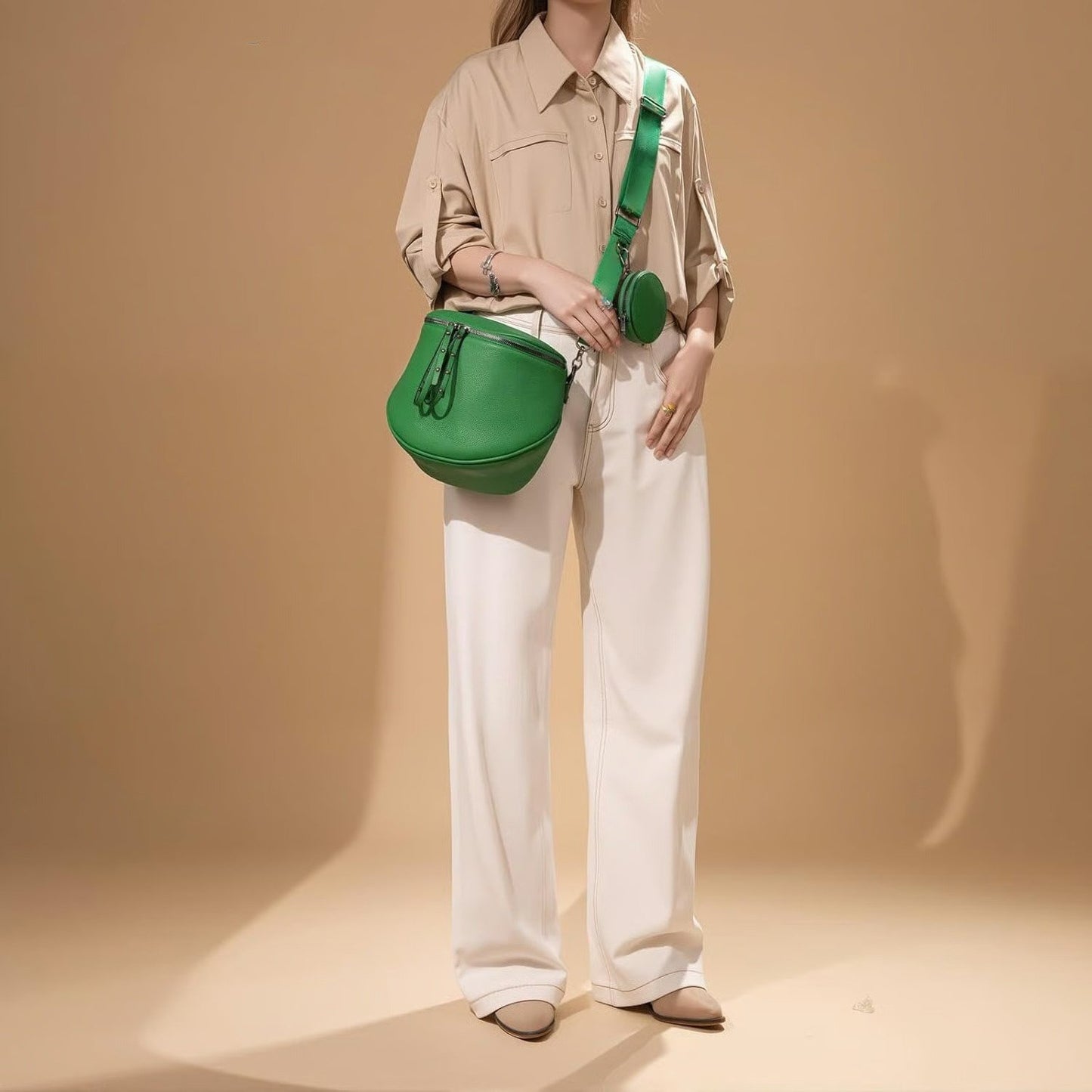 🔥Women's Vintage-Style Saddle Bag with Alligator-Embossed Texture