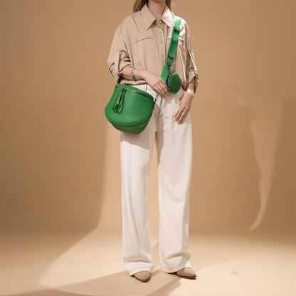 🔥Women's Vintage-Style Saddle Bag with Alligator-Embossed Texture